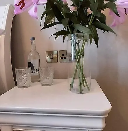 The Canalside At The Auld Shebeen Bar Couette-café *