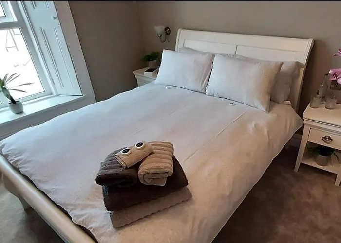 The Canalside At The Auld Shebeen Bar